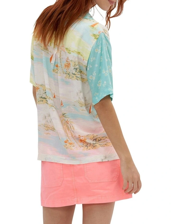 Button-Up Shirt in Multi