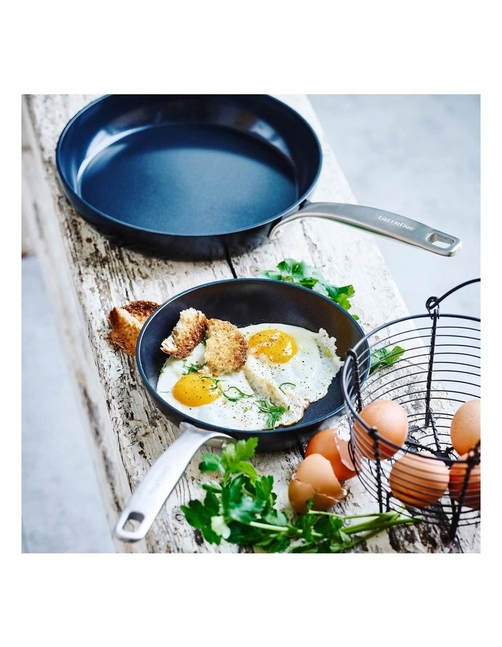 Copenhagen Open Frypan 30cm in Black