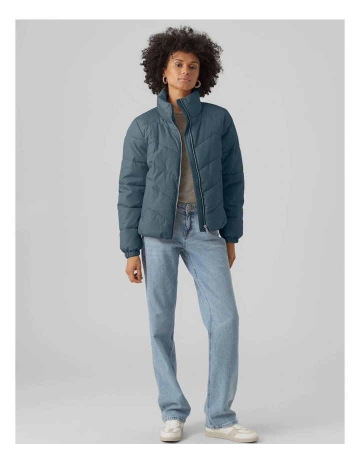 Liga Cropped Puffer Jacket in Stormy Weather