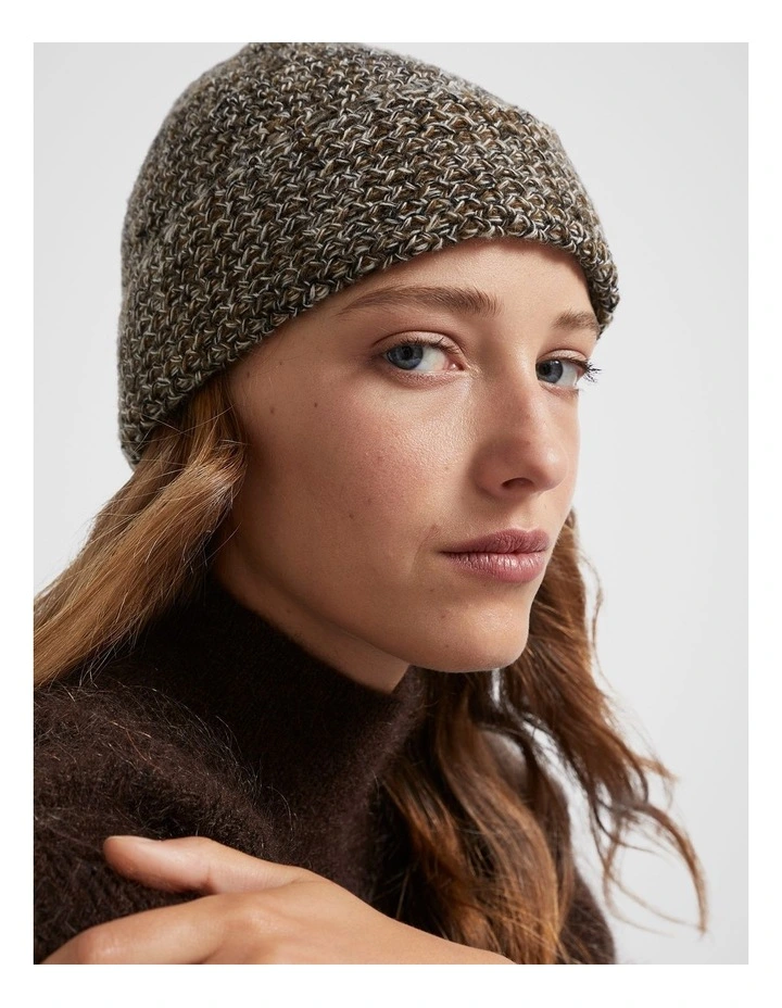 Twist Knit Beanie in Brown