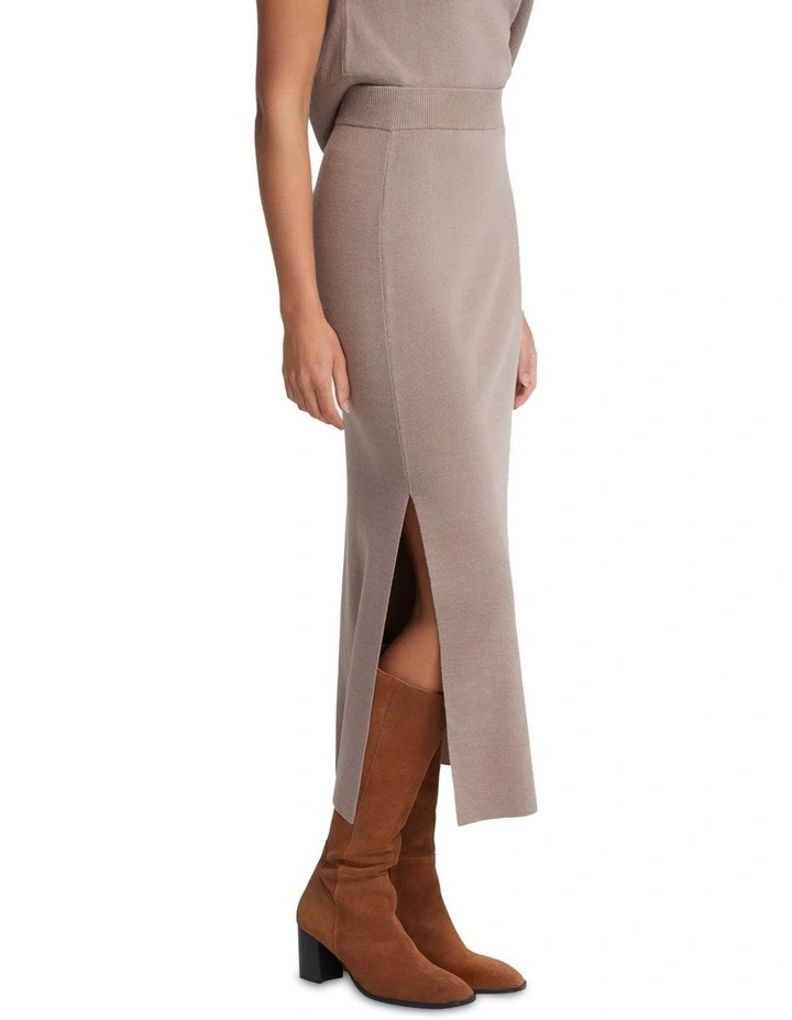 Evie Knitted Skirt in Mocha