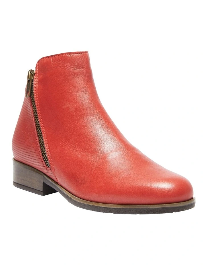 Lido Boots In Red Glove