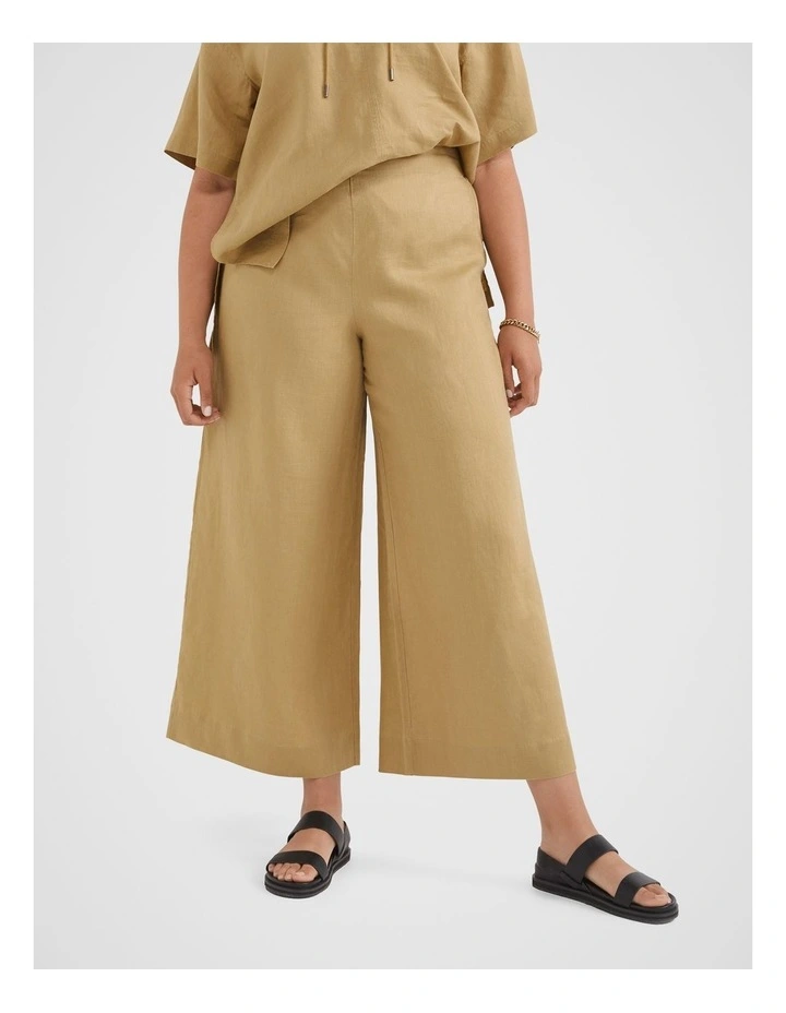 The Flat Front Linen Pant in Sahara