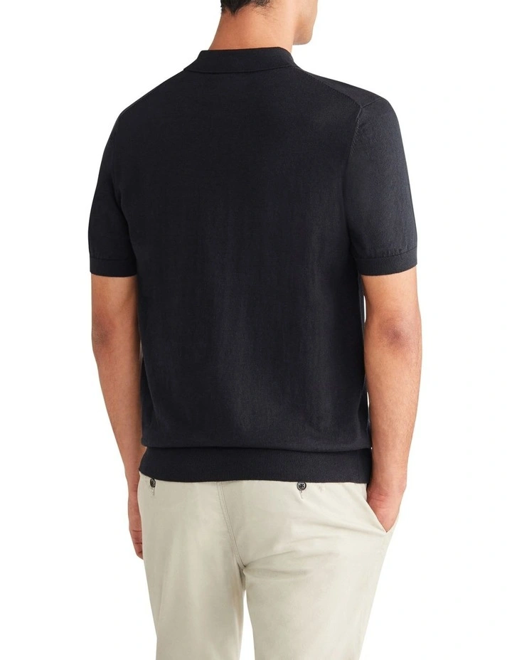 Slim Knitted Polo Shirt in Black