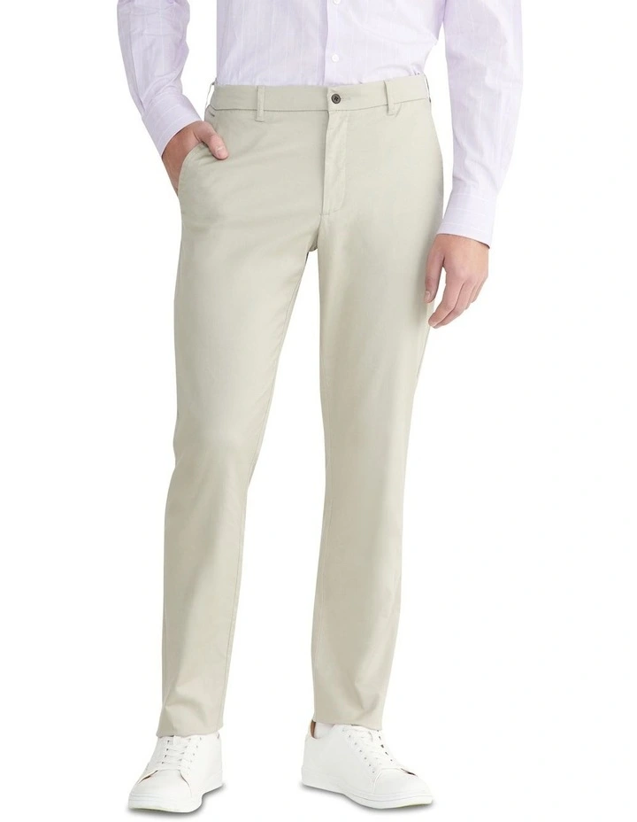 Slim Casual Twill Pant in Sand