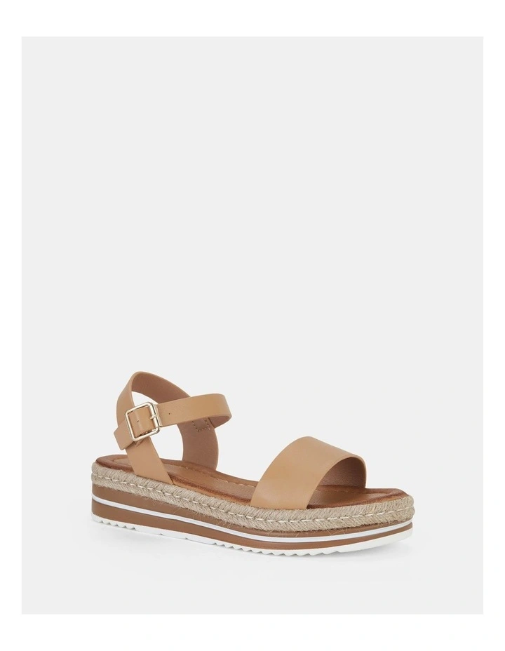 Taeyang Sandals in Camel