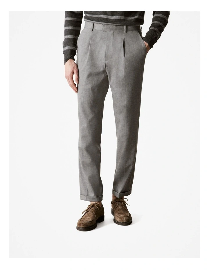 Relaxed Fit Wool Blend Pleat Front Pant in Grey Melange