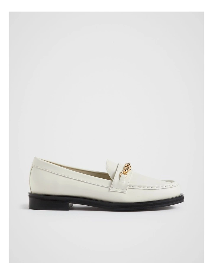 Zarah Loafer in Bone