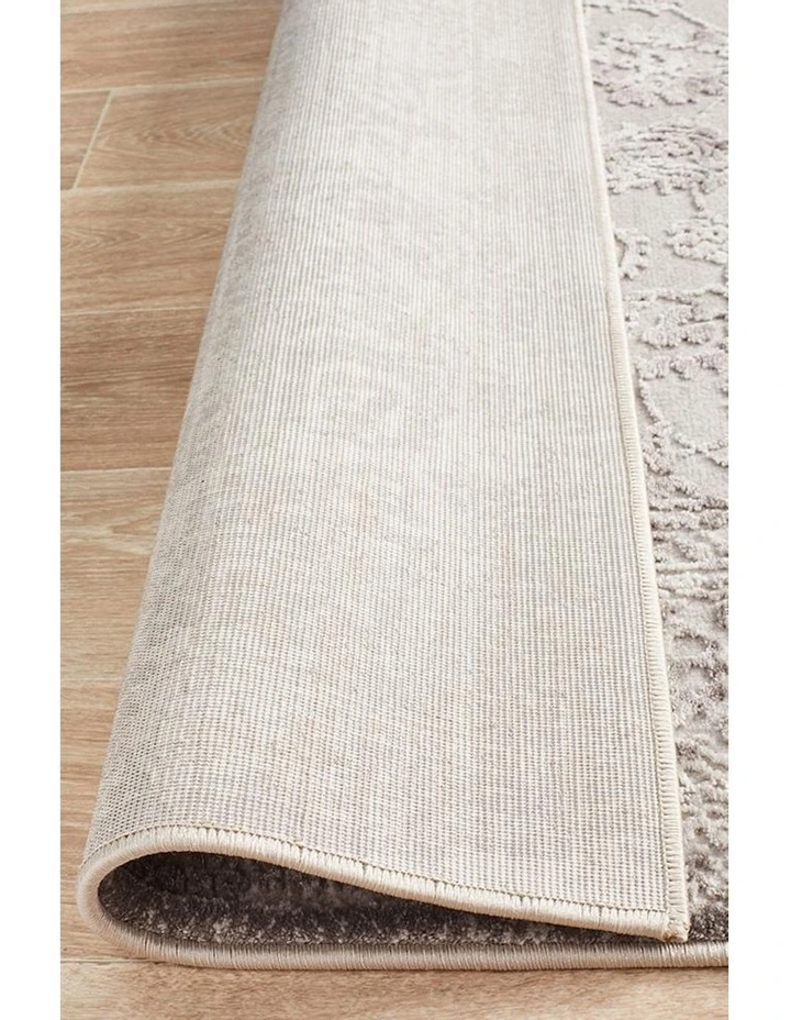 Opulence Lucy Rug in Silver