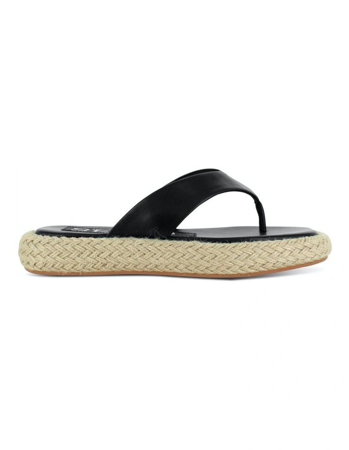 Bianca Flat Sandals in Black