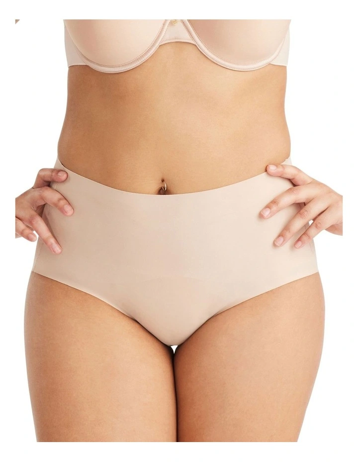 Revive Smooth Waisted Brief in Beige