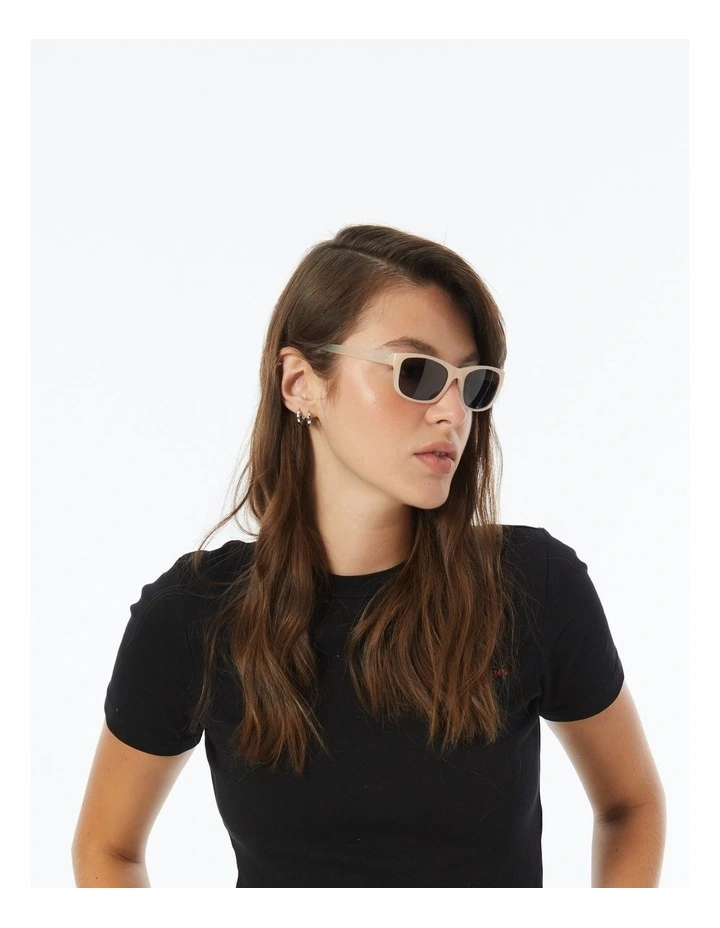 Polarised Lenses Sunglasses in Cream