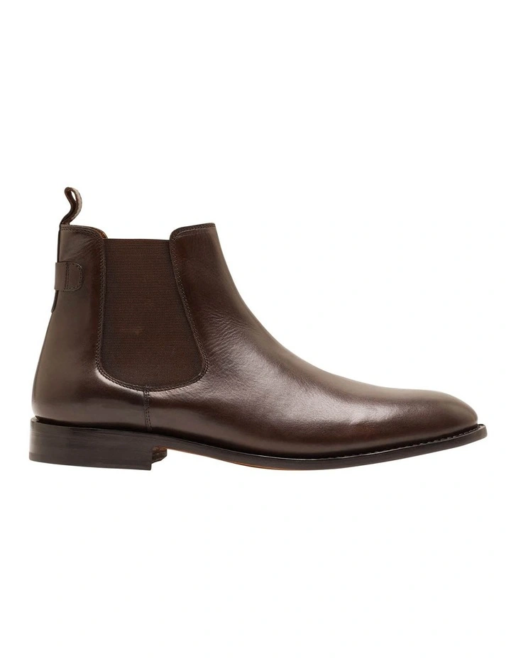 Gage Goodyear Welted Chelsea Boots in Chocolate