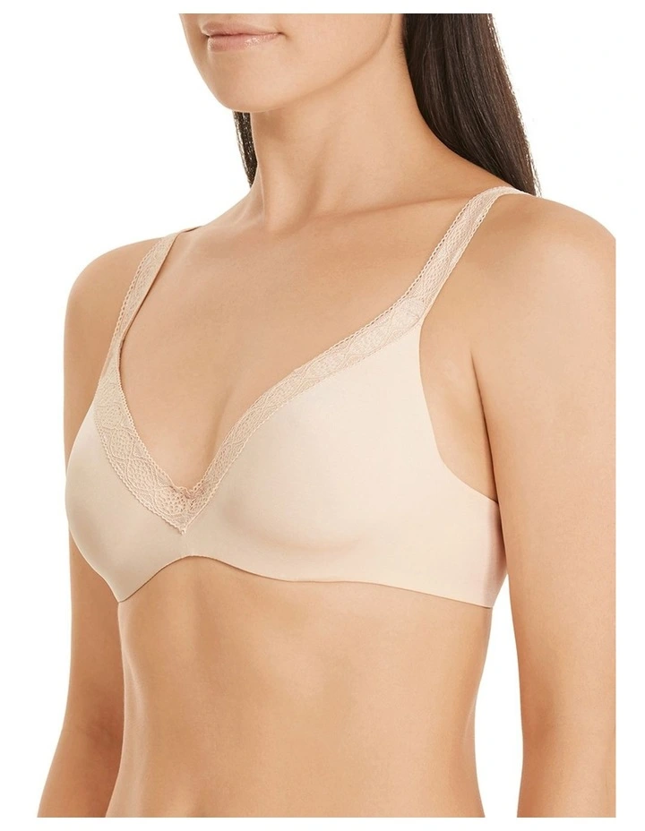 Barely There T-Shirt Bra in Blush
