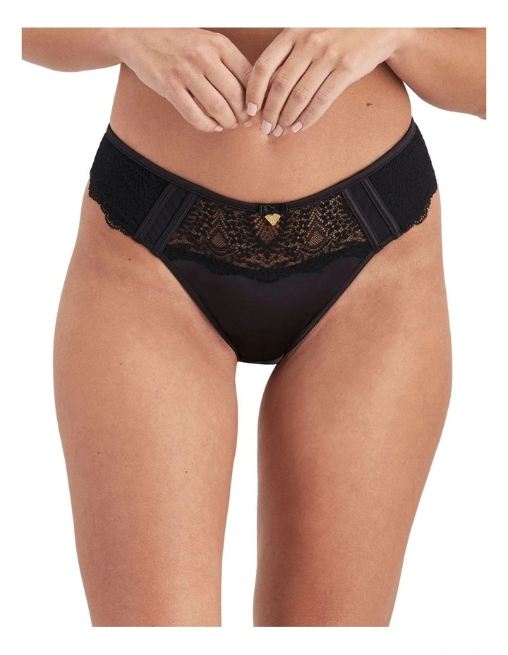 Aversa Brazilian in Black