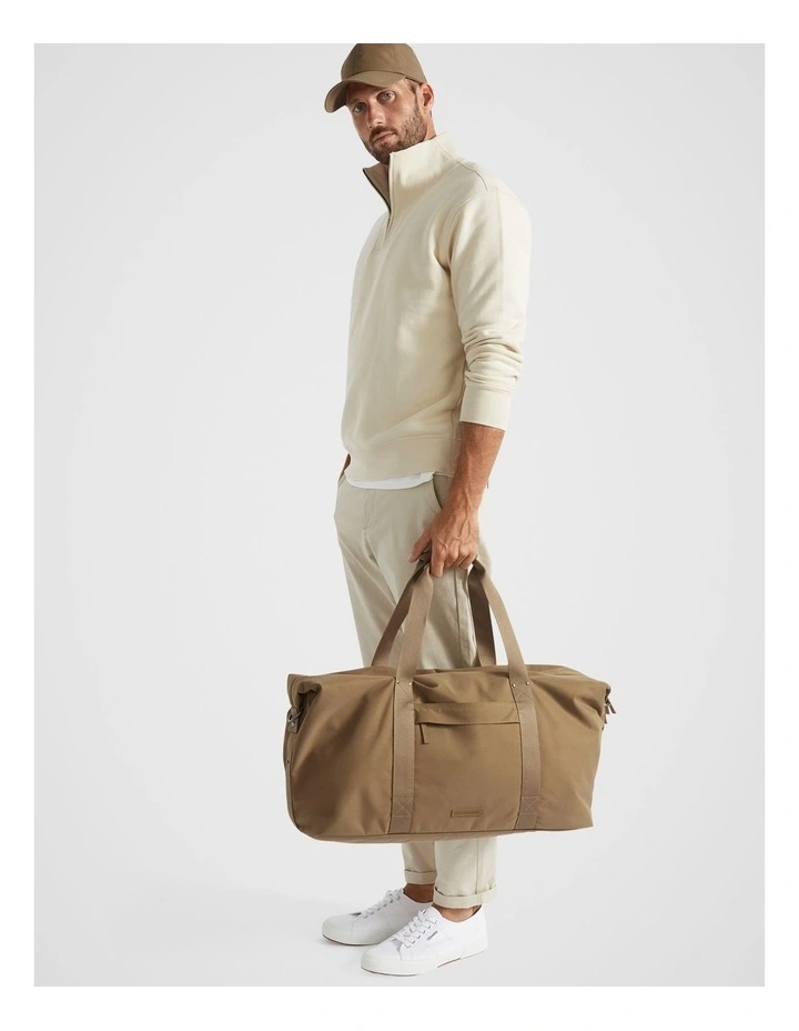 Weekender Bag in Burnt Caramel