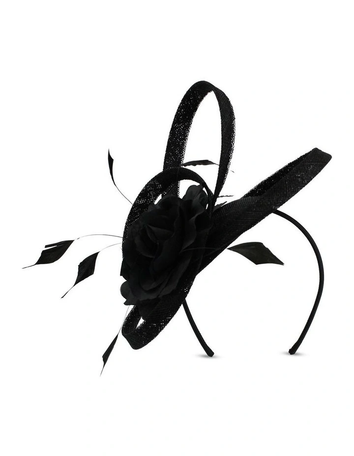 Avah Plate Fascinator in Black