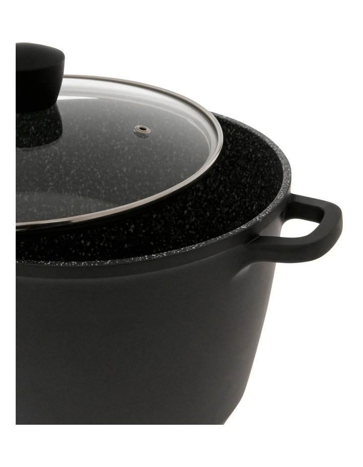 Classic Non-Stick Stockpot with Lid 6.2L in Black