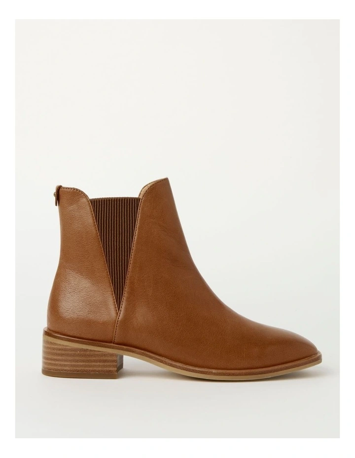 Savannah Boot in Tan
