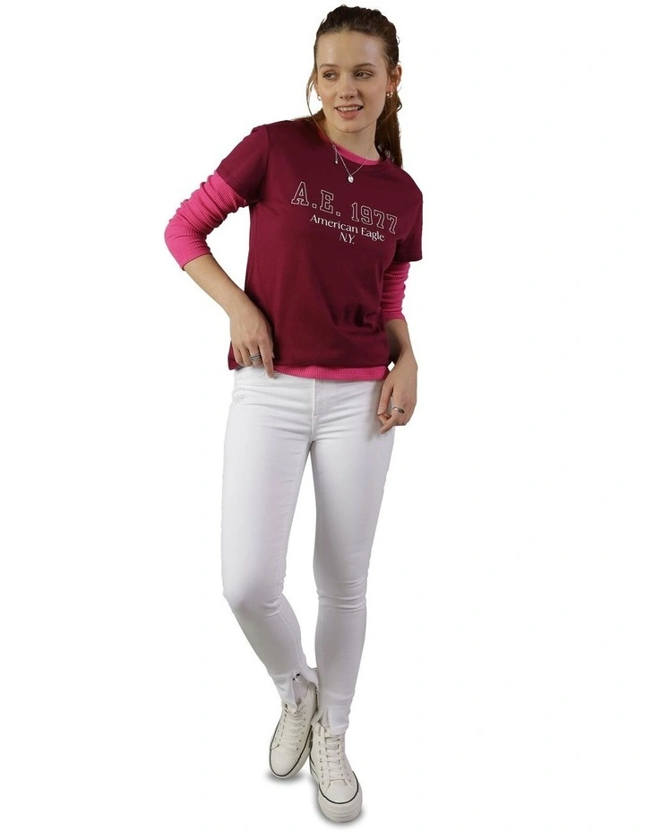 Slim Graphic Tee in Red