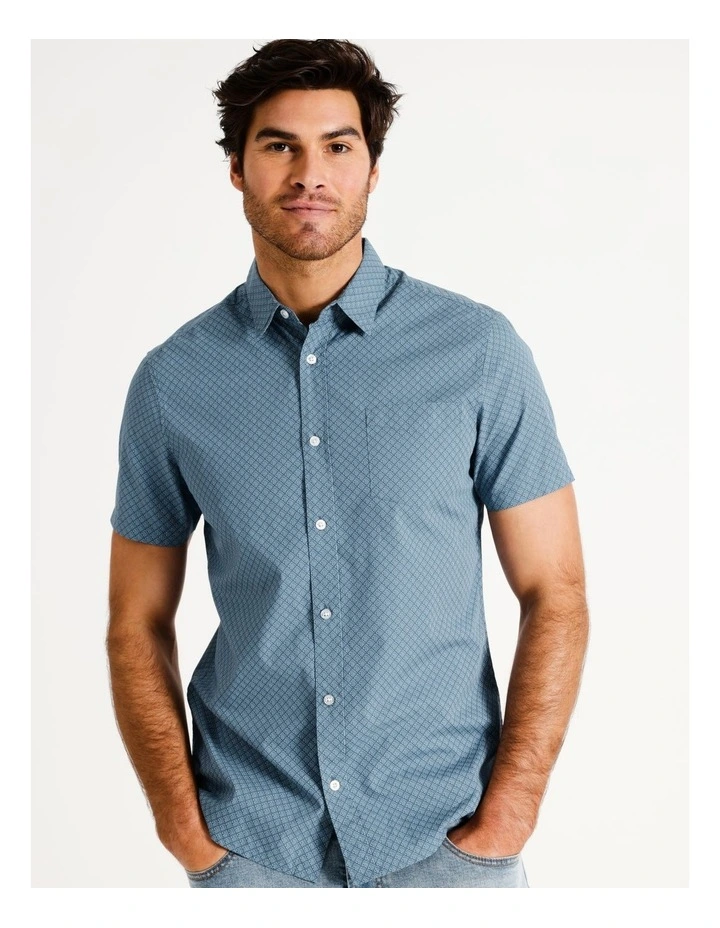 Noah Geo Print Short Sleeve Shirt in Blue
