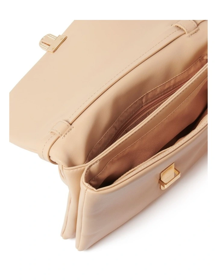 Sara Soft Lock Bag in Beige