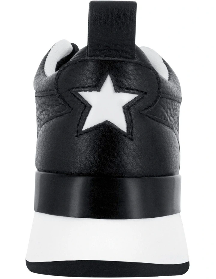 Emilio I Sneakers in Black