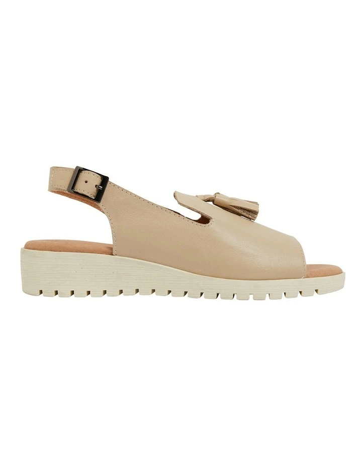 Gilmore Sandals in Nude Leather