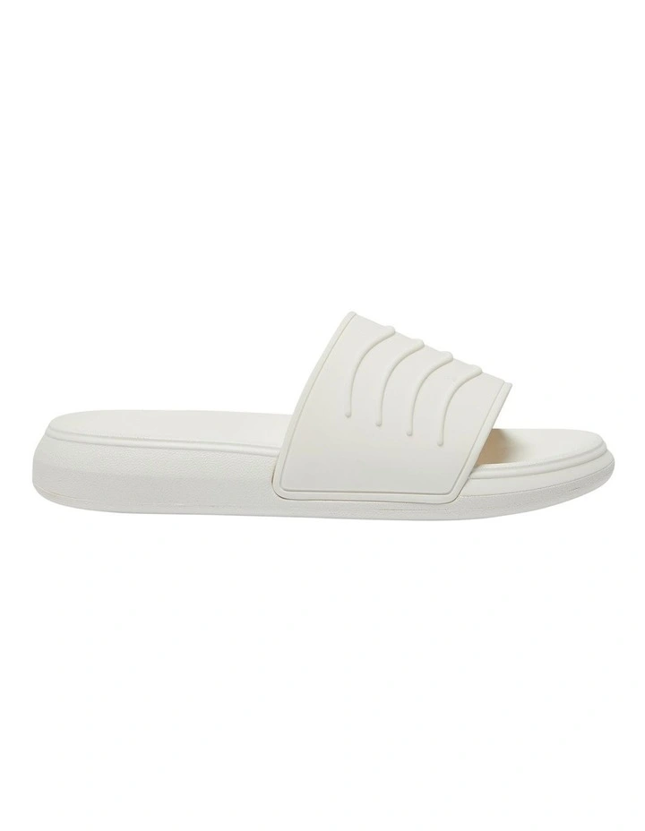 Surf Sandals in Off White