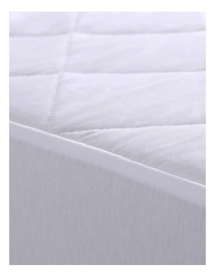 Tencel Mattress Protector in White