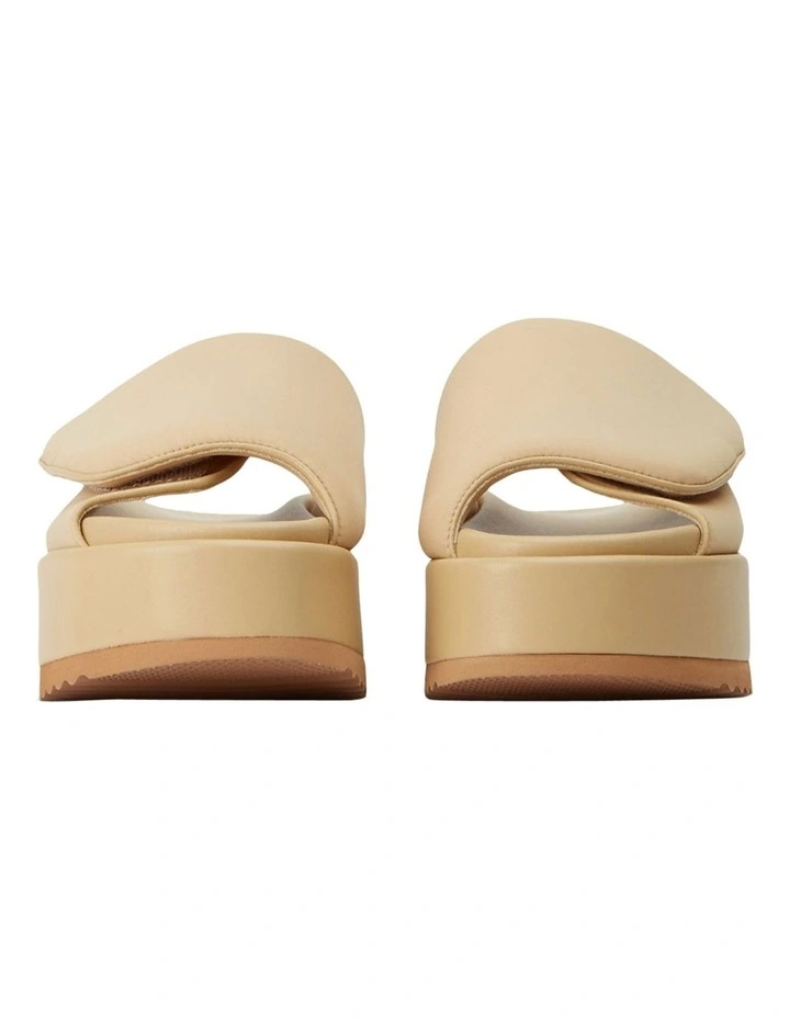 Roxana Sandals in Beige