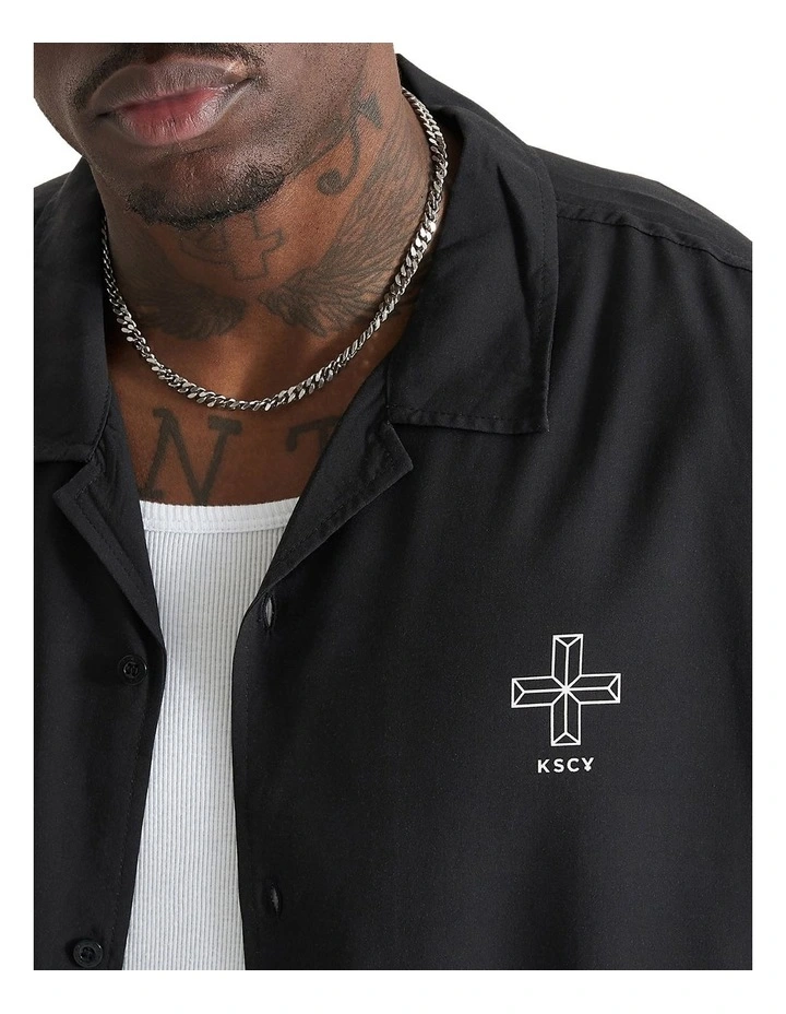 Triumph Relaxed Resort Shirt in Black Print