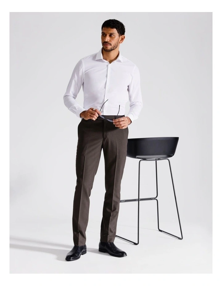 Tailored Trouser in Puppytooth Brown