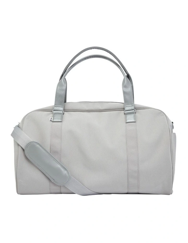 The Duffle in Pebble