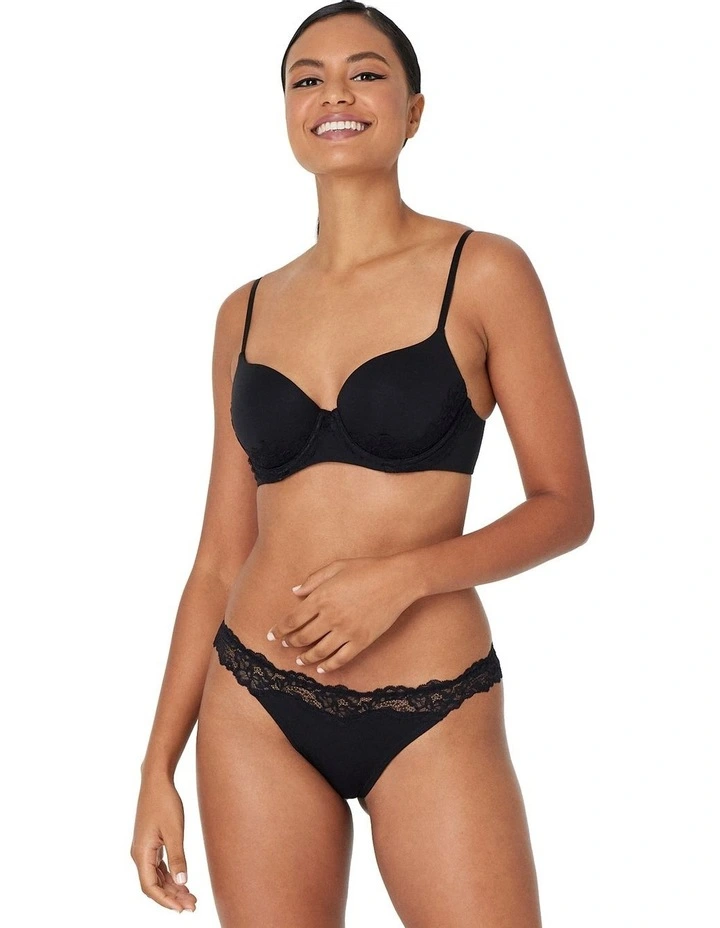 Simply Me Full Coverage Contour Bra in Black