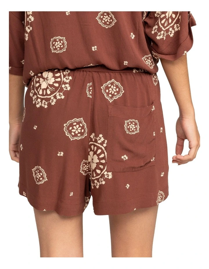 Lekeitio Break Elasticated Waist Beach Shorts in Root Beer