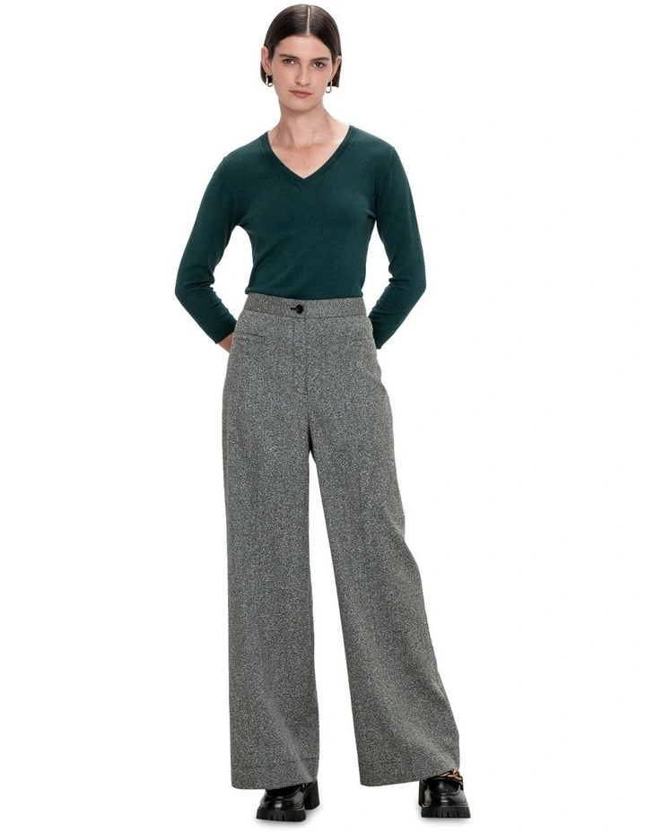 3/4 Sleeve V-Neck Knit in Deep Green
