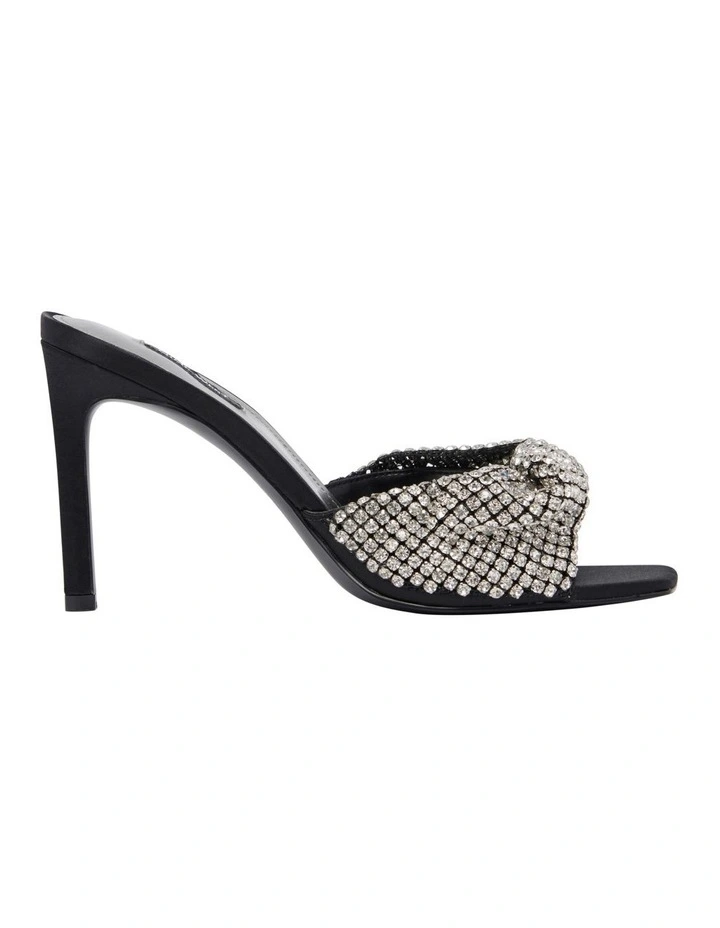 Umah Sandal in Black