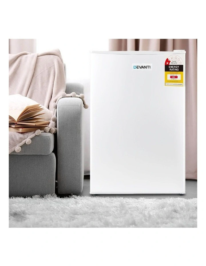 70L Mini Bar Fridge in White