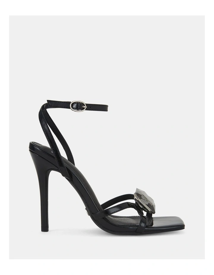 Zennith Heel in Black