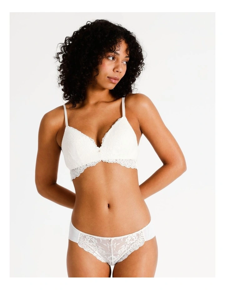 Lace Wirefree Contour Bra in Snow White