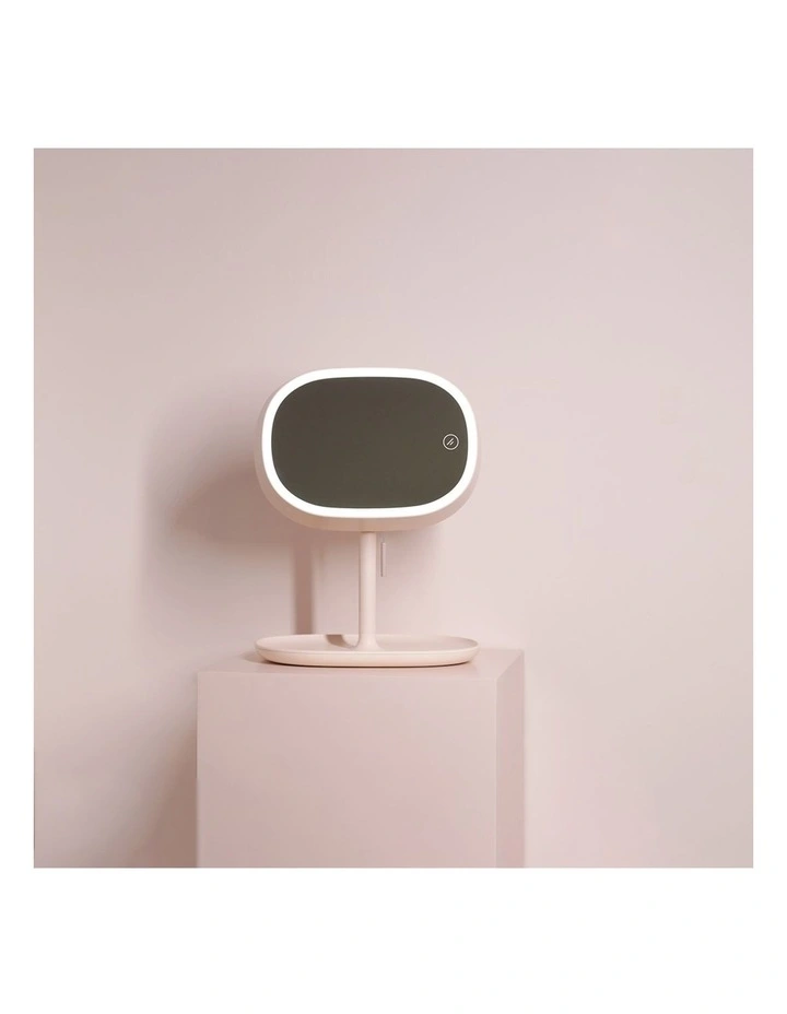 Portable Compact Make-Up Mirror with LED Light in Pink