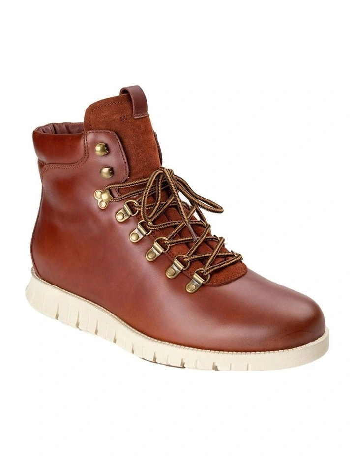 Ugg Owen Boxing Boots in Burnt