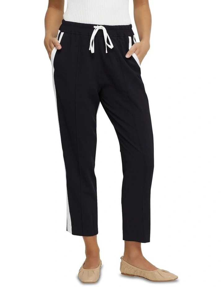 Jazminda Pants in Black