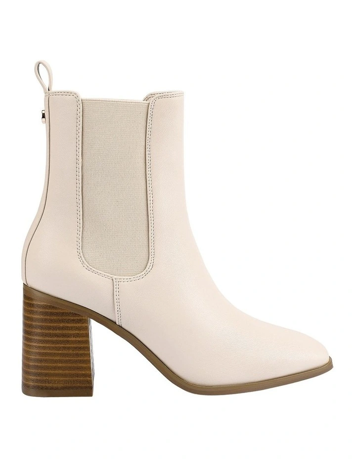 Link Chelsea Ankle Boot in Bone