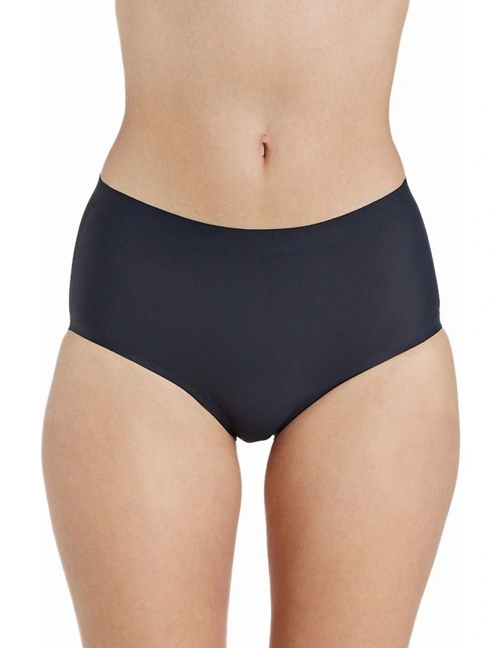 Flo Heavy Full Brief in Black
