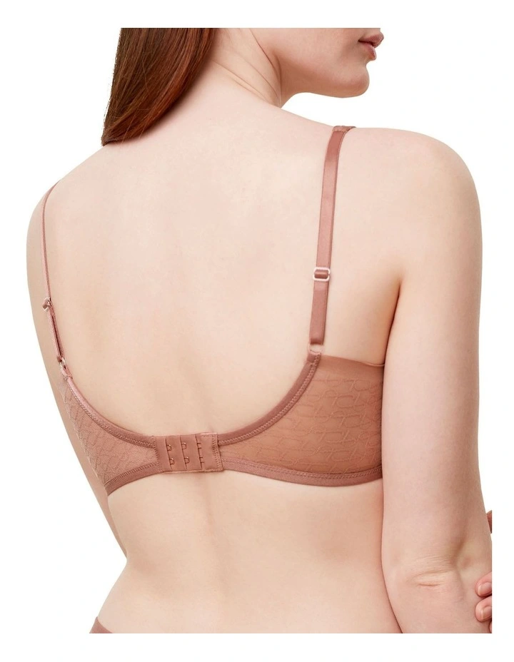 Signature Sheer Padded Ex Bra in Toasted Almond