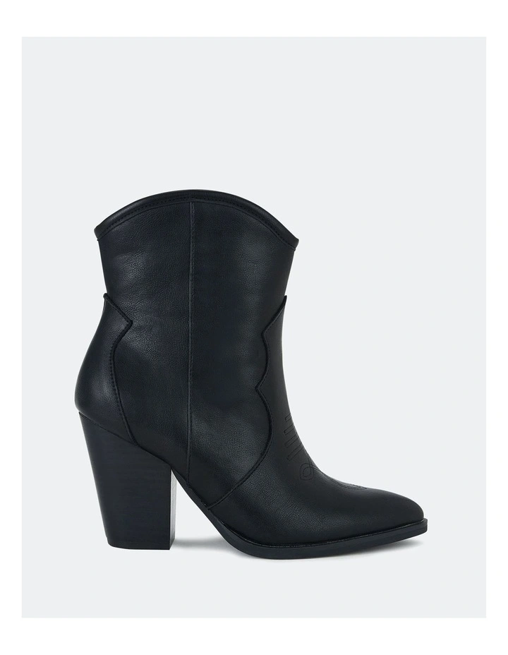 Horse Boots in Black