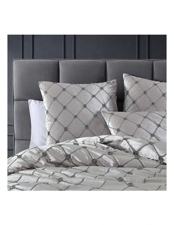 Julienne Quilt Cover Set in Platinum