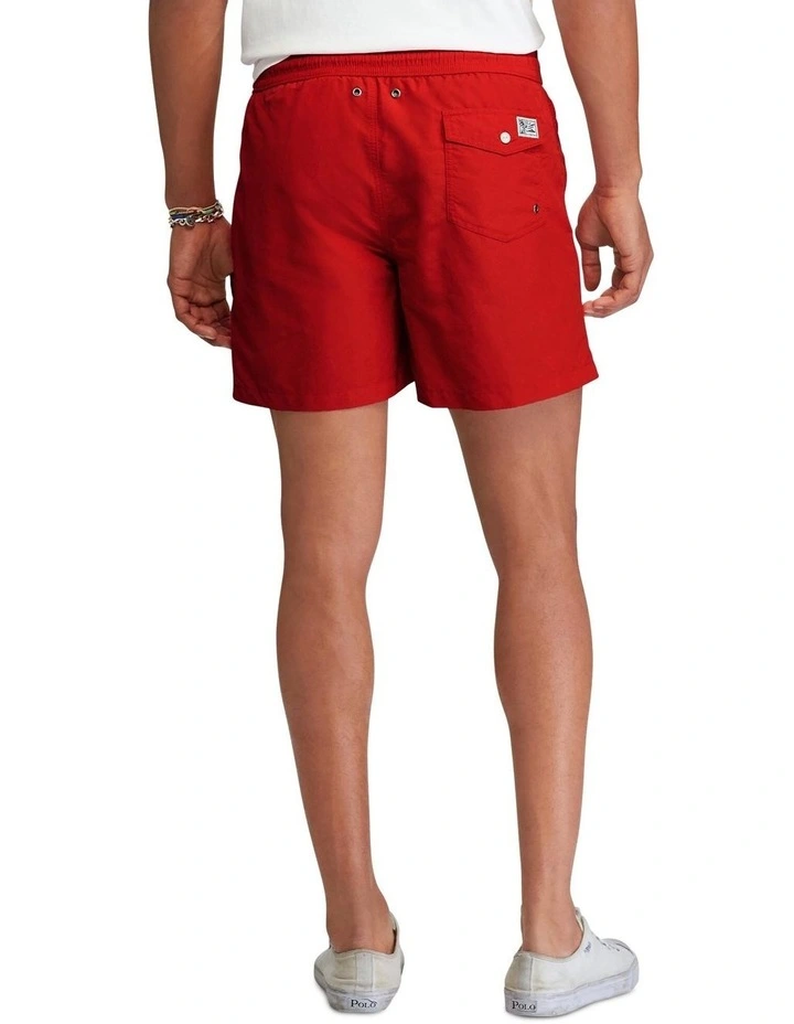 Traveler Short in Red
